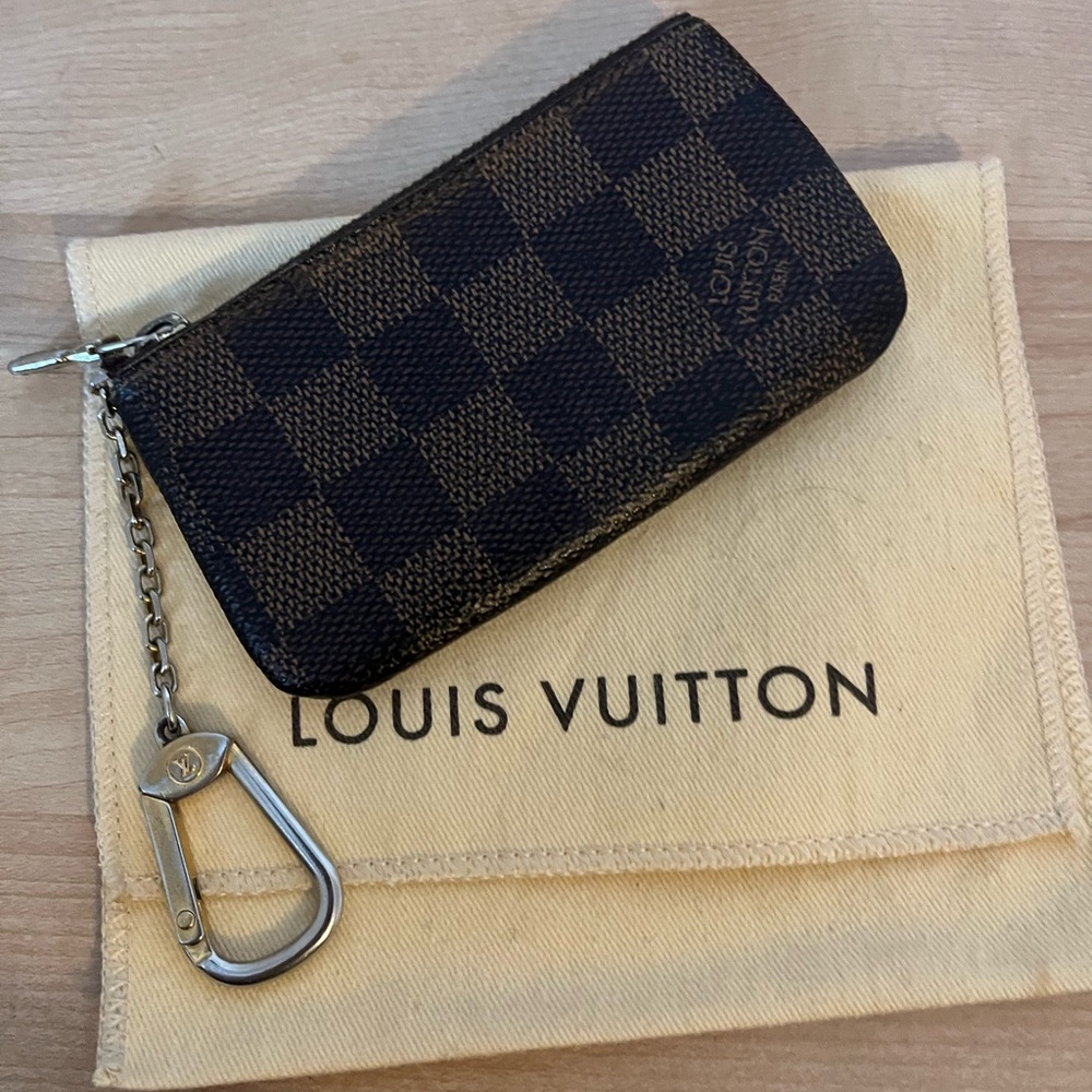 Louis Vuitton Authentic key pouch damier ebene